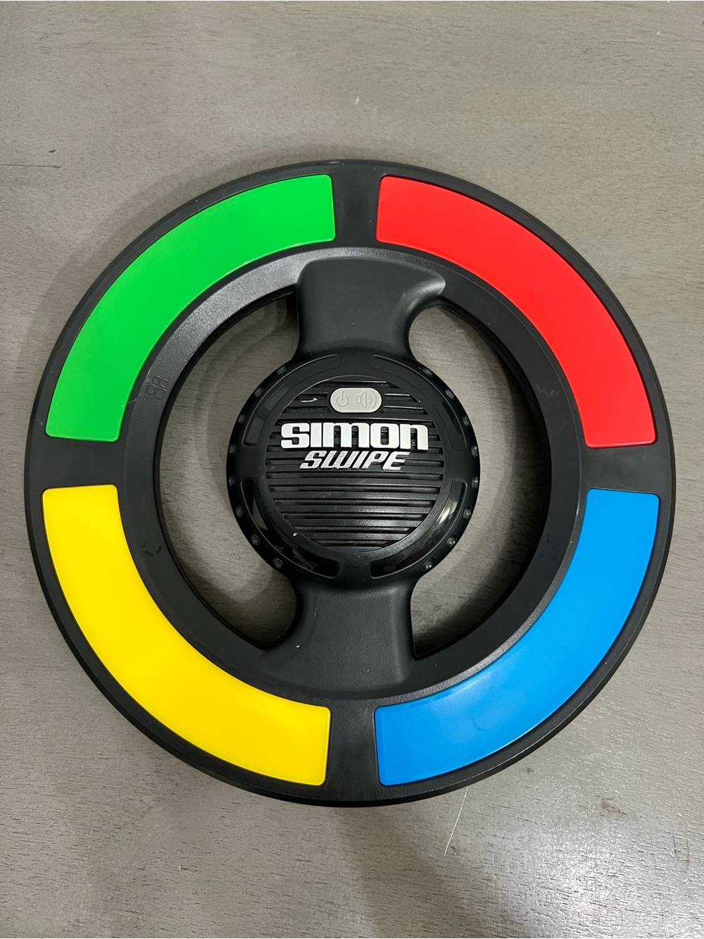Simon Swipe electronic game